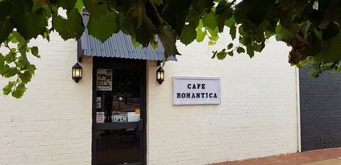 Cafe Romantica - Bridge Guide 0