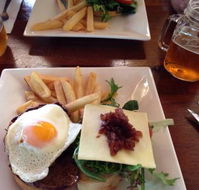 Glenrowan Hotel - Click Find