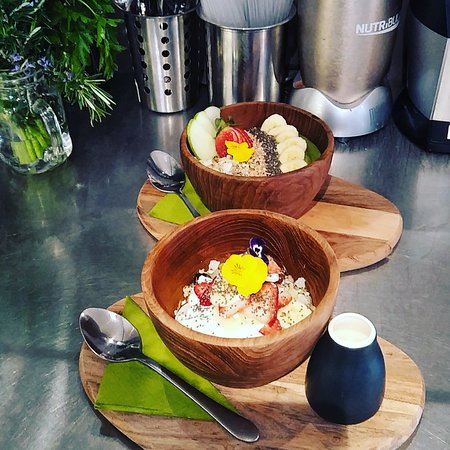 Lamezleighs Cafe & Bar - Bridge Guide 0