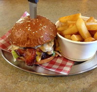 Piping Hot Chicken and Burger Grill - Bridge Guide