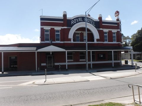 Royal Hotel - Bet 4u 0