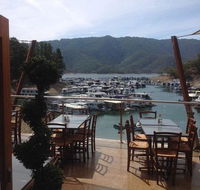 AQUA Bar  Cafe Lake Eildon - Bridge Guide