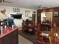 Cafe 3858