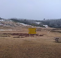 Dingo Dell Cafe  Toilets - Click Find