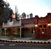 Mitta Pub - Click Find