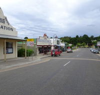 Omeo's High Plains Bakery - Click Find