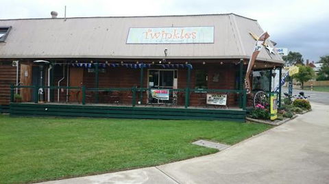 Twinkles Cafe - Click Find 0