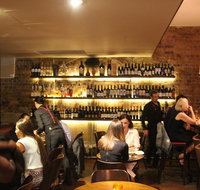 De Vine Food and Wine - Lawyer Find
