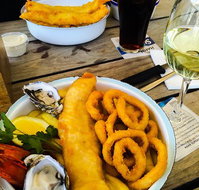 Manley Wharf Hotel Bar - Lawyer Find