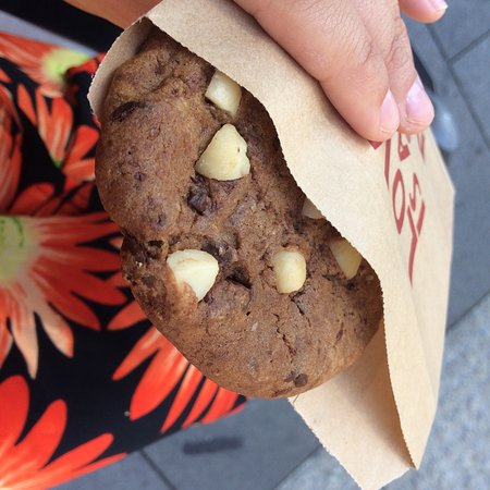 MRS Fields Bakehouse - Click Find 0