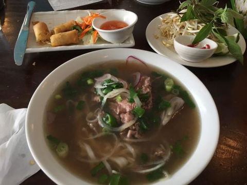 Thuy Huong - Bet 4u 0