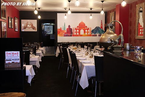 Ajmer's Indian Restaurant - Click Find 0