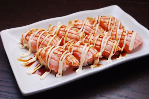 Makiato California Roll House - Lawyer Find 0