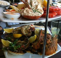 Coco's Bar And Grill - Click Find