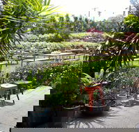 Sandstone Cafe - Click Find