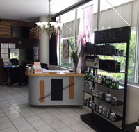 Bobby Pins Hair Studio - Click Find