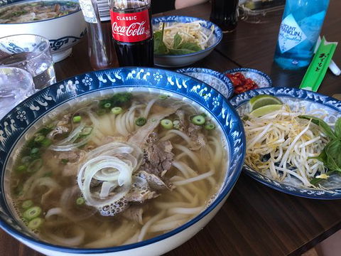 Pho Mumum - Lawyer Find 0