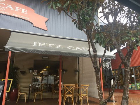 Berry Jetz Cafe - Click Find 0