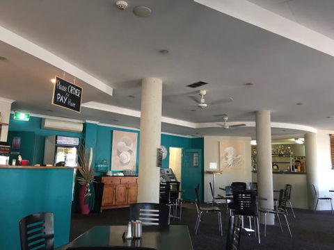Tides Cafe & Restaurant - Bridge Guide 0