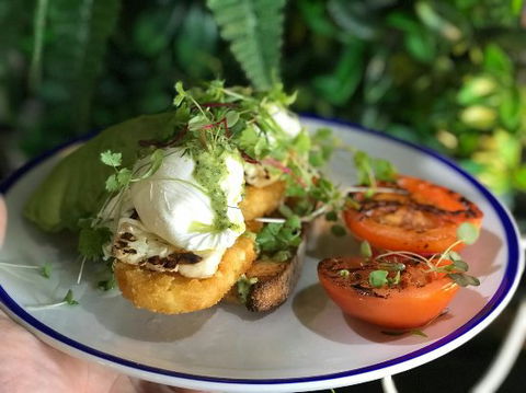 Cafe BCM - Local Finder 0