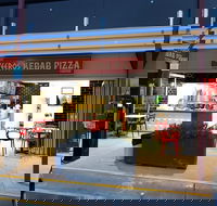 Yeeros Kebab Pizza - Bet 4u
