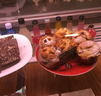 The Scarlett Table Cafe - Bet 4u