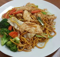 YIYI Asian Cuisine - Bet 4u