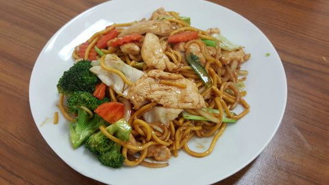 YIYI Asian Cuisine - Lawyer Find 0