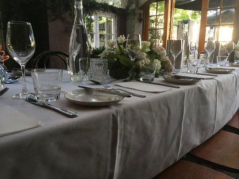 Nile Street Cafe - Click Find 0