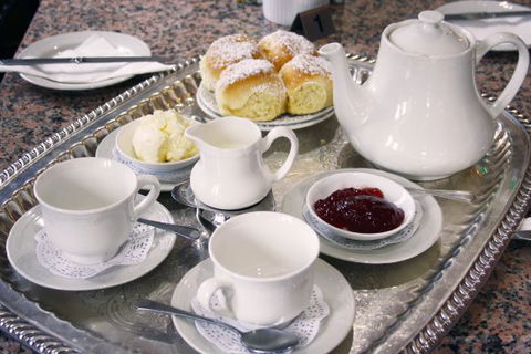 Bygone Beautys Leura - Bridge Guide 0