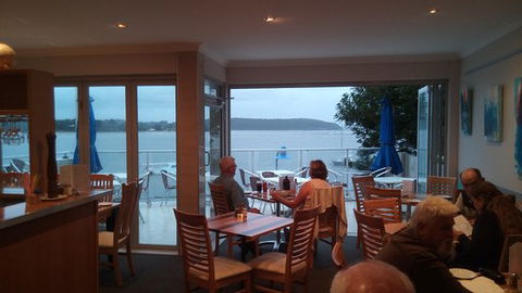 Hidden Secret Seafood & Steak House - Click Find 0