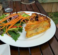 White House Cafe - Lavinia