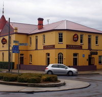 Wicklow Hotel - Click Find