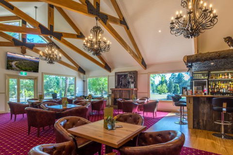 Crib Room Restaurant - Click Find 0