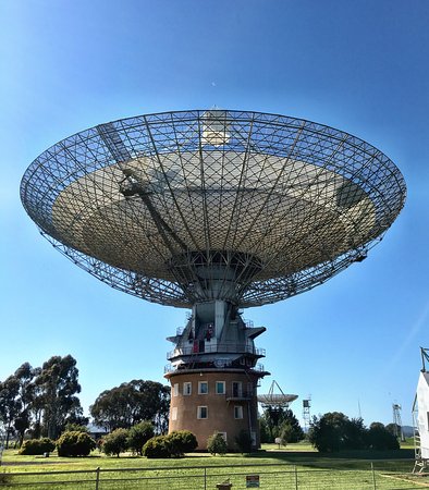 Dish Cafe - Click Find 0