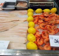 Molly's Seafood - Click Find