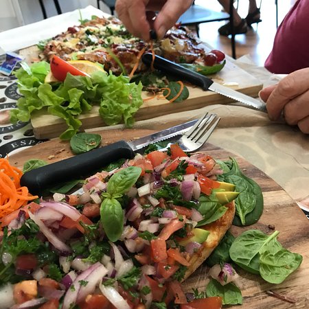 Robbie's Espresso Bar & Cafe - Click Find 0