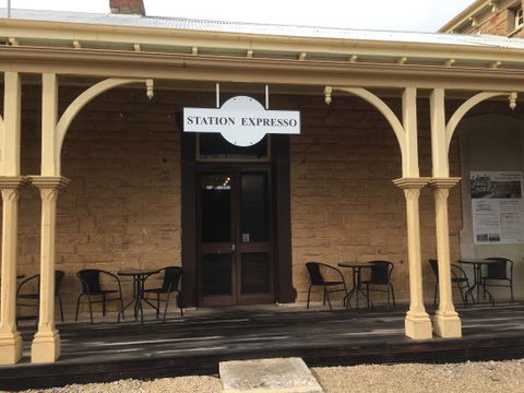 Station Expresso - Bridge Guide 0