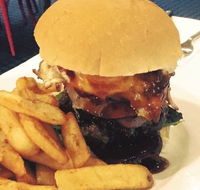 The Clubhouse Bistro - Click Find