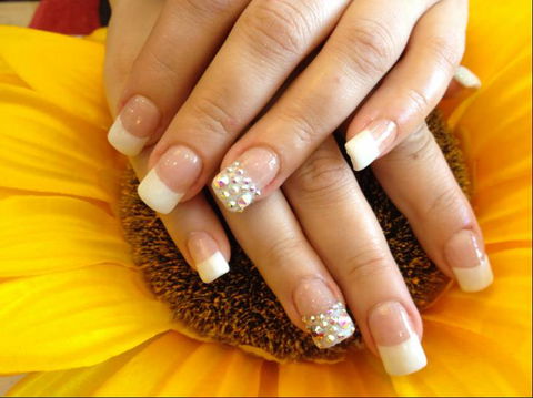 Airlie Nails & Spa - Lawyer Find 0