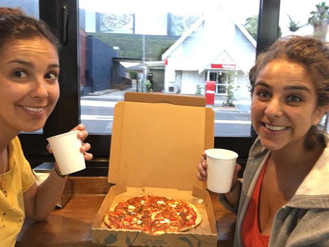 Crust Gourmet Pizza Bar - Click Find 0