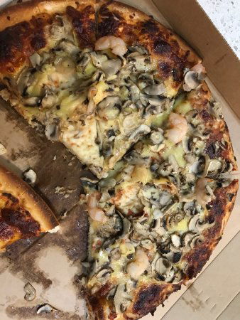 Julio's Pizza Bar Dapto - Lavinia 0