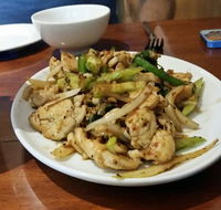 Lien's Vietnamese Chinese Restaurant - Click Find