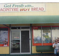 MacIntyre Hot Bread Shop - Bet 4u