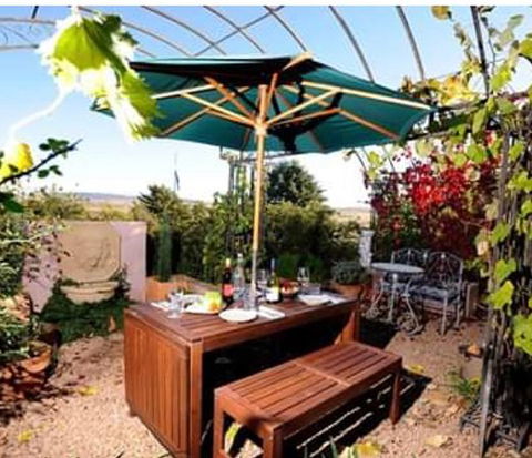 Tuscany In Dalgety - Bet 4u 0