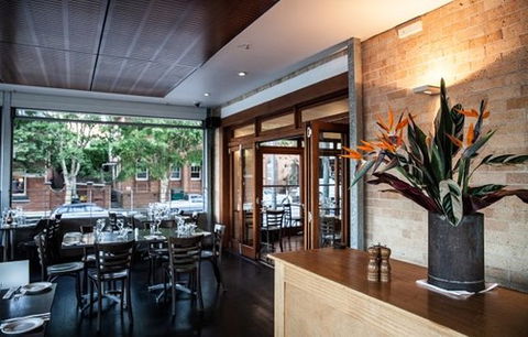 Bangalow Pub - Click Find 0