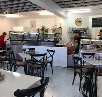 EClairs Coffe Shop - Bet 4u