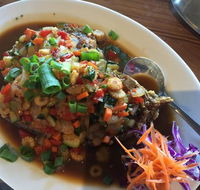 Em's Thai Kitchen - Click Find
