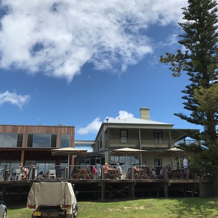 Tathra Hotel Bistro - Click Find 0