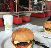 4 Bears Cafe - Click Find
